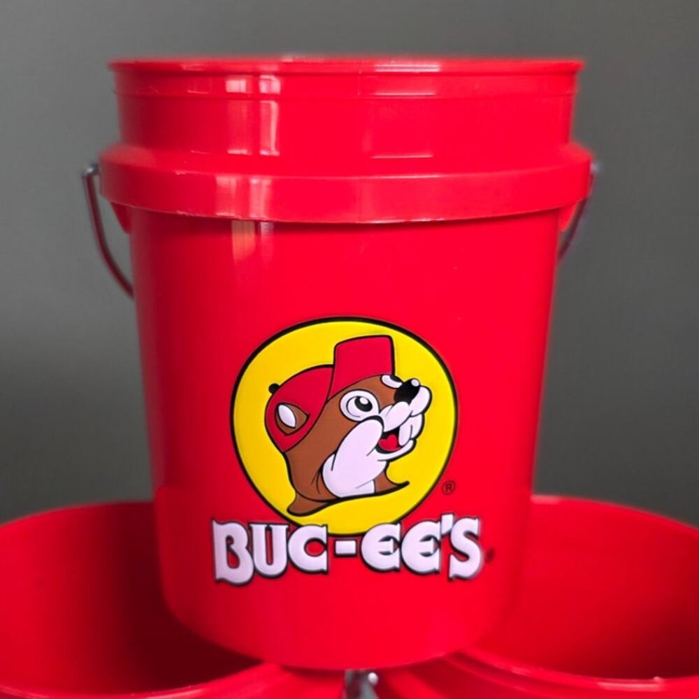 NEW Buc-ee's Mini Red Plastic Buckets, Set of 6, 18 oz. Each Portable Containers - Picture 3 of 7